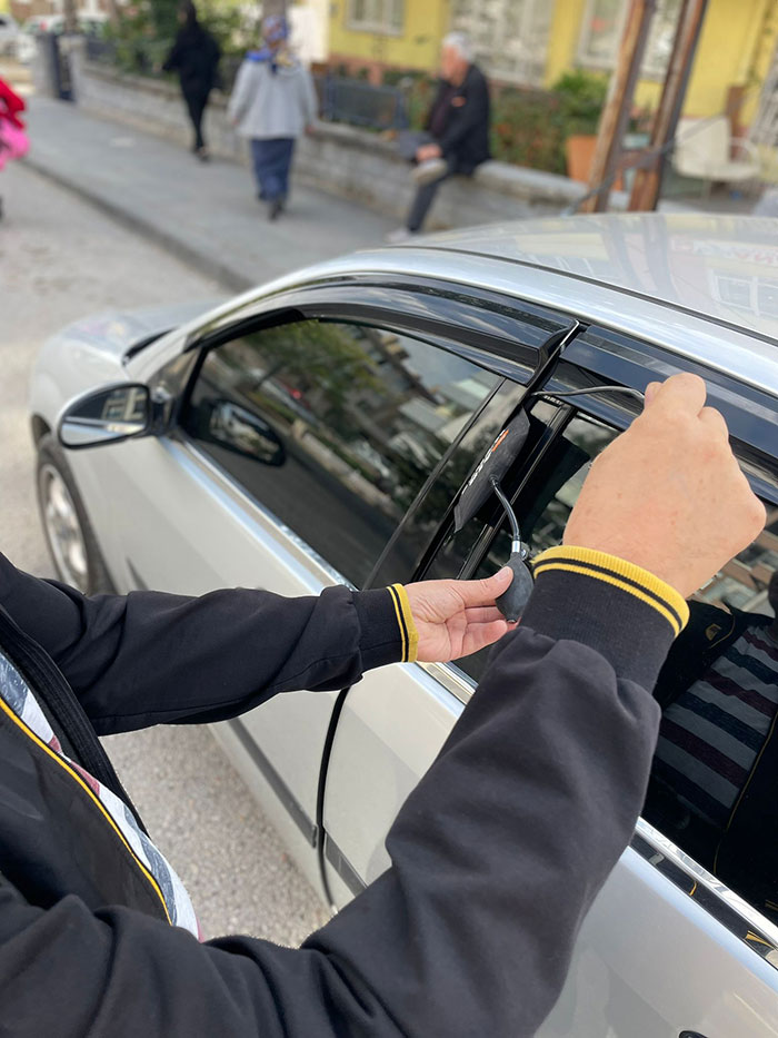 Esenler Oto Kilitçisi